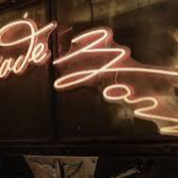 MadeWorn Pink Floyd Tee Unisex Size M NWT - Picture 6 of 11